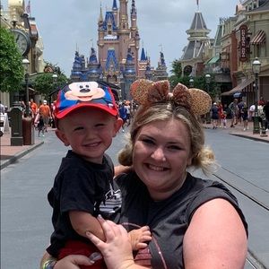 Meet your Posher, Alyssa